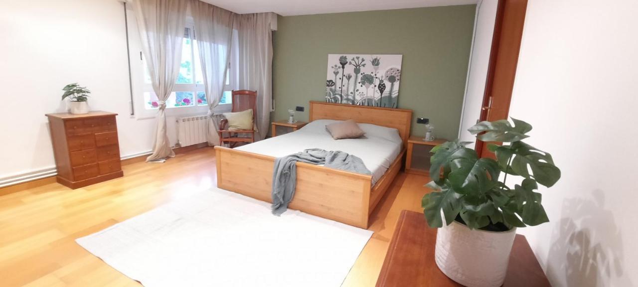 Bright Apartment Near The Beach And Barcelona By Train Masnou Eksteriør bilde