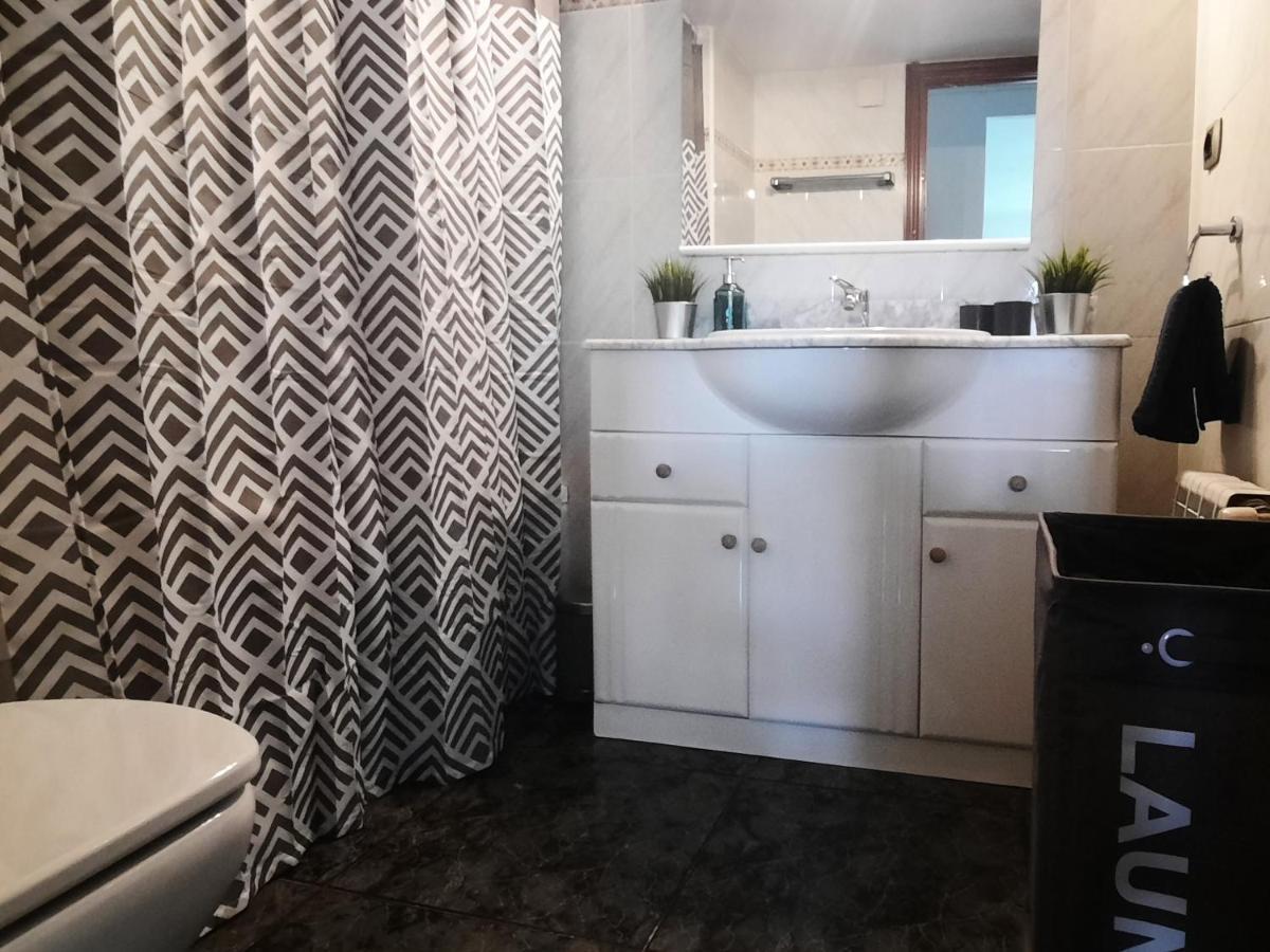 Bright Apartment Near The Beach And Barcelona By Train Masnou Eksteriør bilde