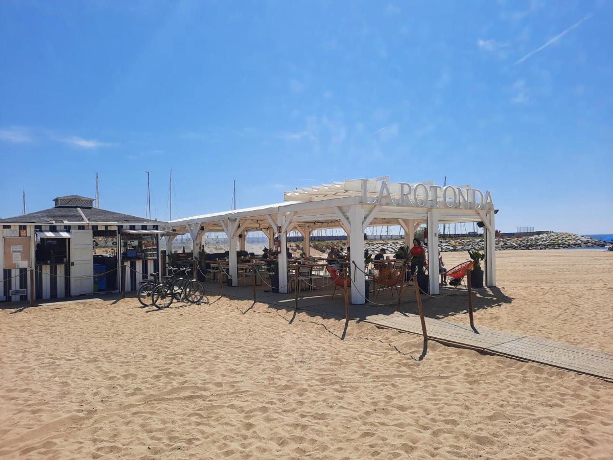 Bright Apartment Near The Beach And Barcelona By Train Masnou Eksteriør bilde