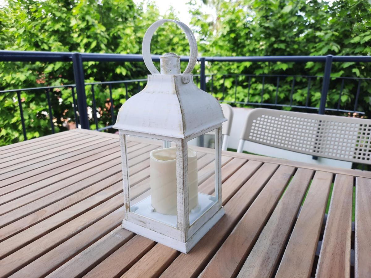 Bright Apartment Near The Beach And Barcelona By Train Masnou Eksteriør bilde
