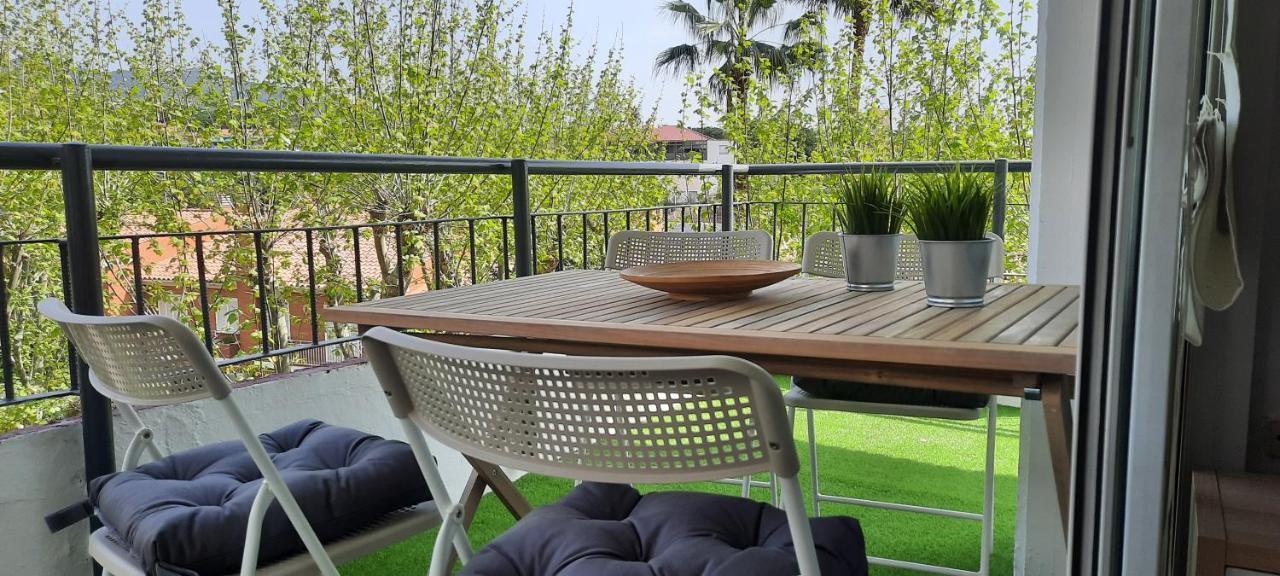 Bright Apartment Near The Beach And Barcelona By Train Masnou Eksteriør bilde