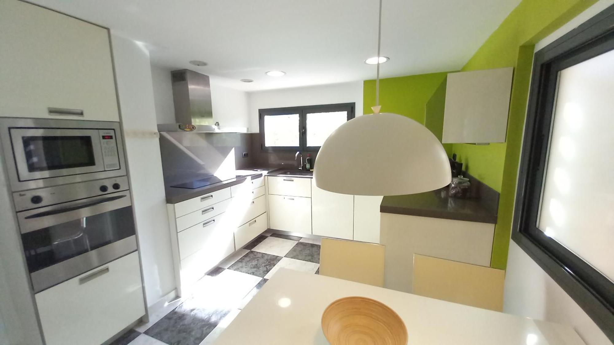 Bright Apartment Near The Beach And Barcelona By Train Masnou Eksteriør bilde